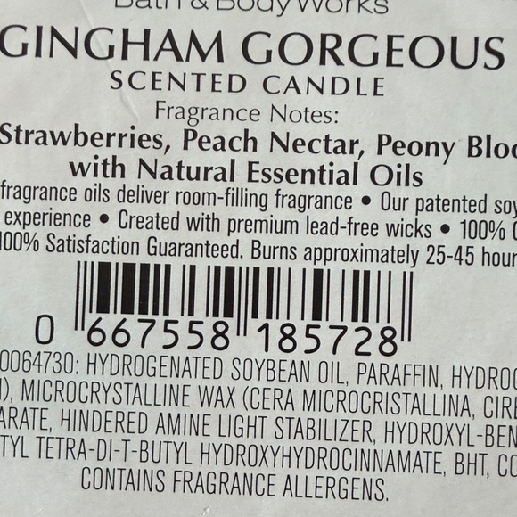Bath & Body Works Gingham Gorgeous Candle - Pink and White - Picture 7 of 8